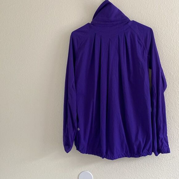 Lululemon Women’s Transition Jacket Sz 4 Full Zip Activewear Bruised Berry - Picture 7 of 8